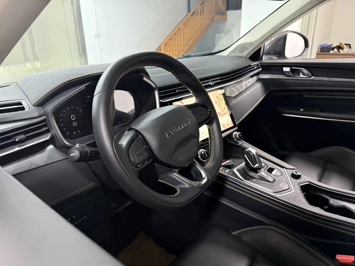 LYNK 01