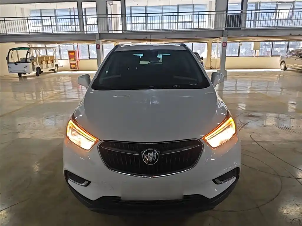Buick Encore 2017 18T Automatic 2WD Urban Fashion фото 3