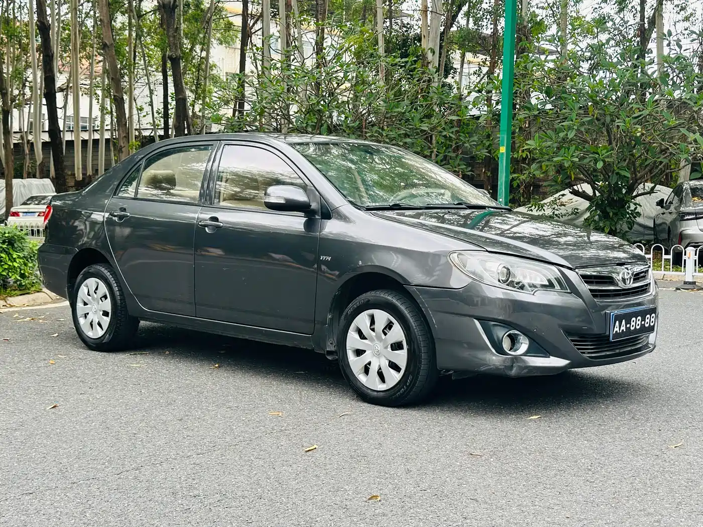 Toyota Corolla 2013 1.6L Automatic Excellence Edition фото 3