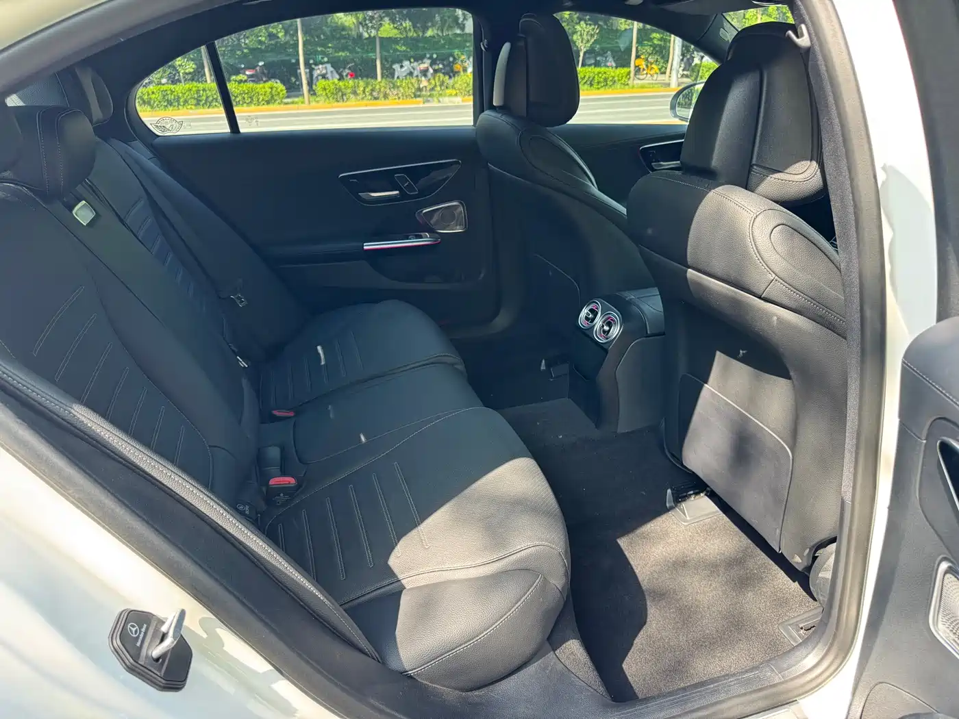 Mercedes-Benz C-Class 2024 C 260 L Night Edition Sport фото 18