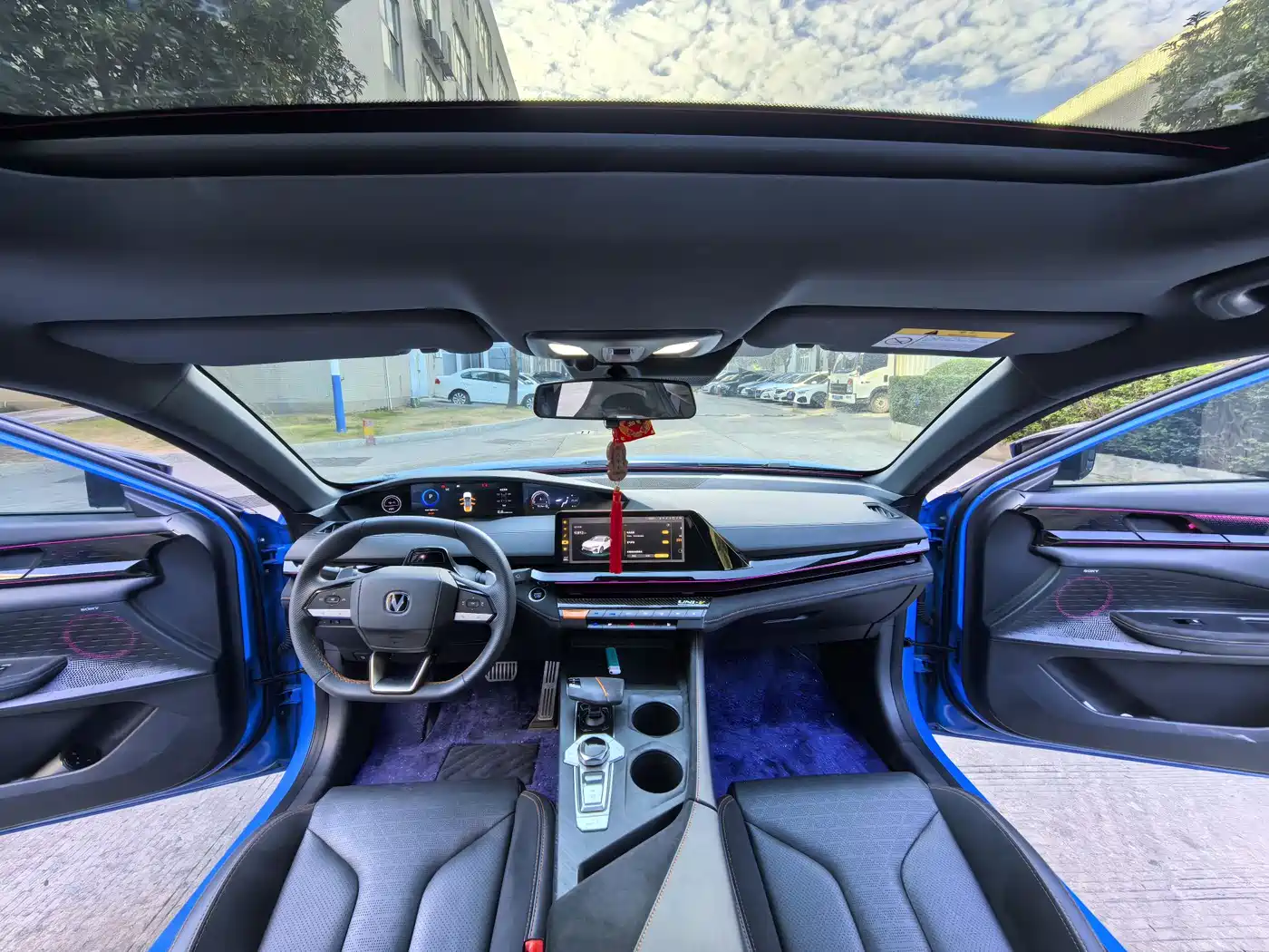 CHANGAN UNI-V