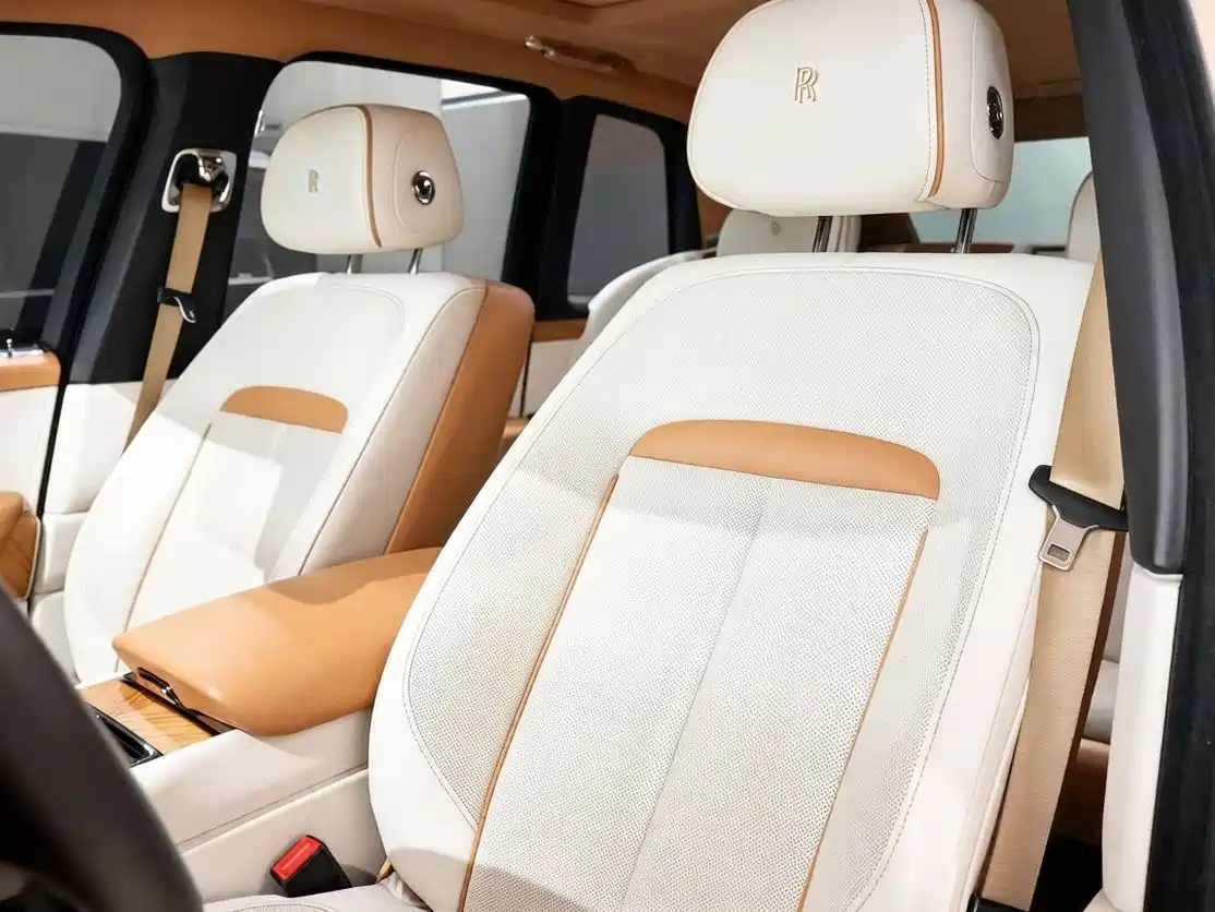 Фото 16 - Rolls-Royce Cullinan
