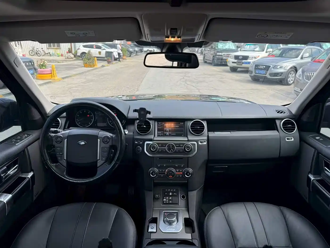 Фото 5 - Land Rover Discovery