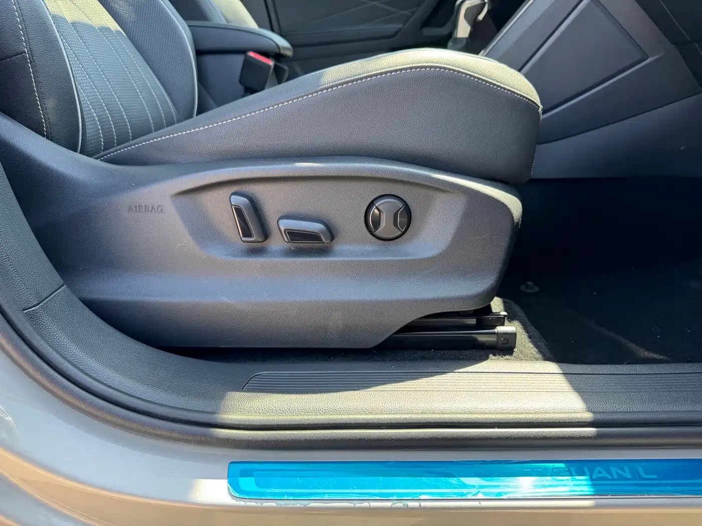 Volkswagen Tiguan L 2023 280TSI 2WD Trend Limited Edition фото 9