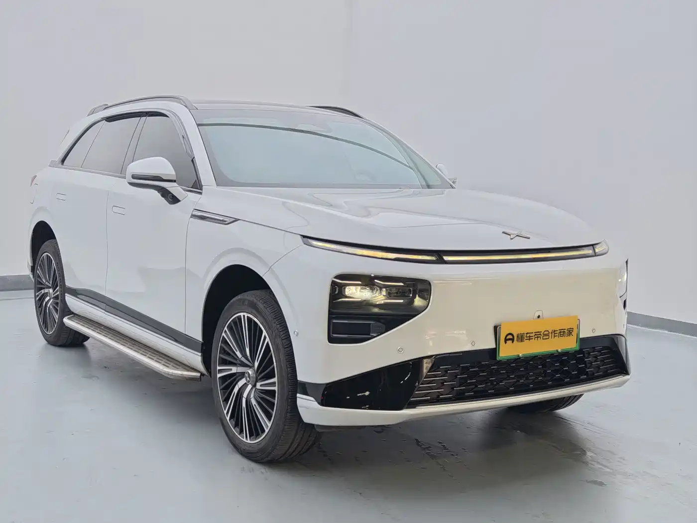 Фото 3 - XPeng G9