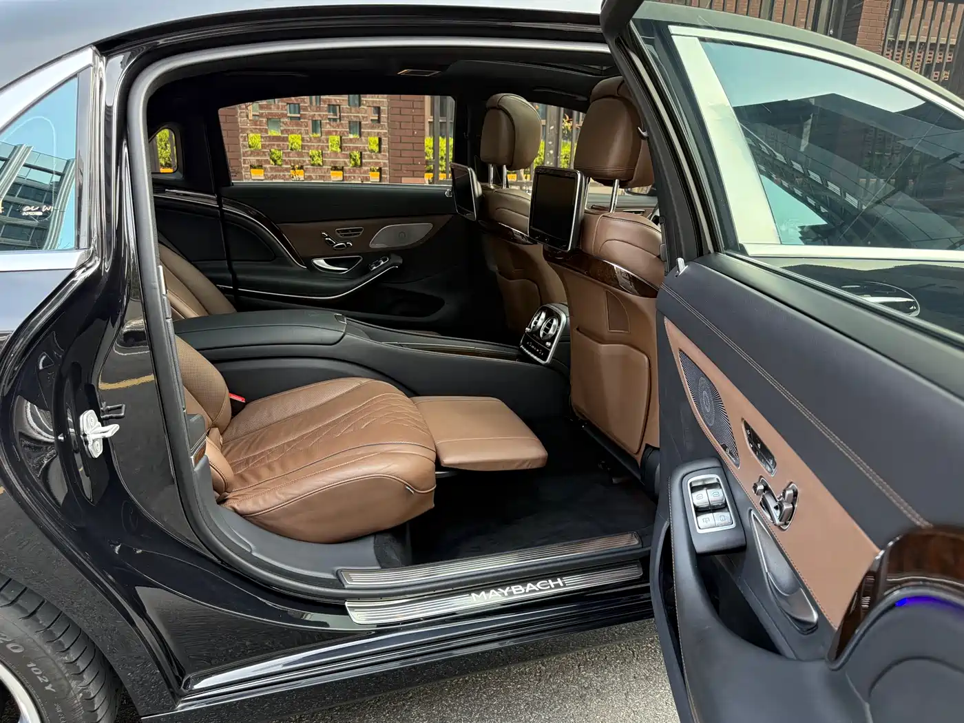 Mercedes-Benz Maybach S-Class 2015 S 500 4MATIC фото 26