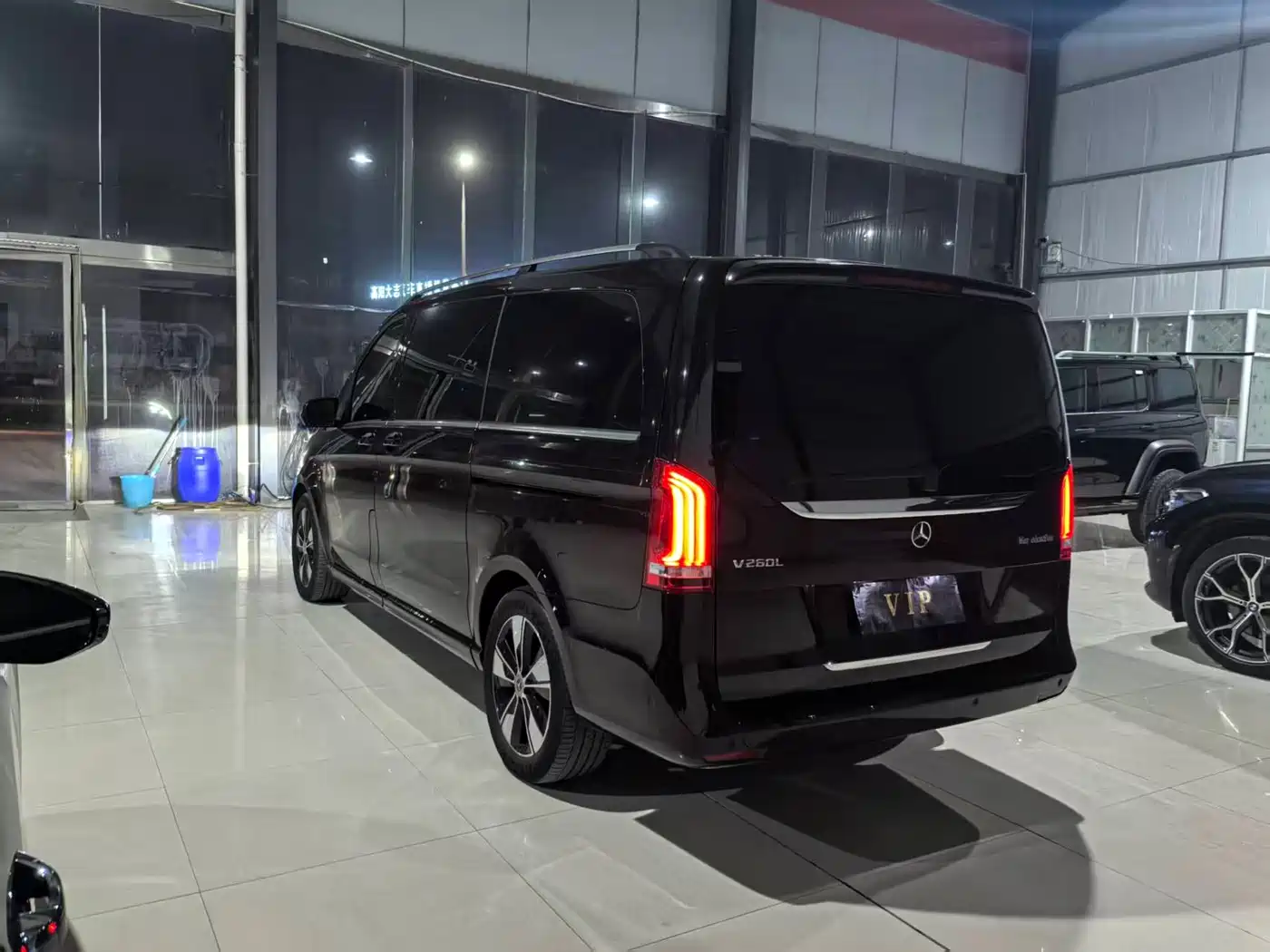 Mercedes-Benz V-Class 2021 V 260 Premium Edition фото 6