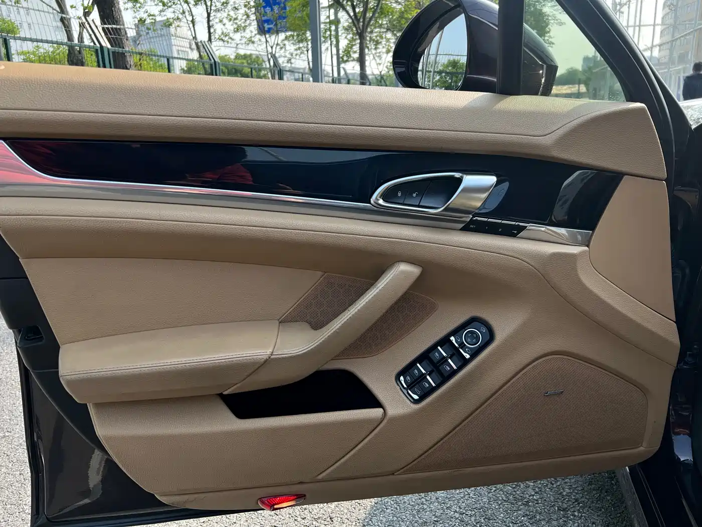 Porsche Panamera 2014 Panamera 4 Executive 3.0T фото 22
