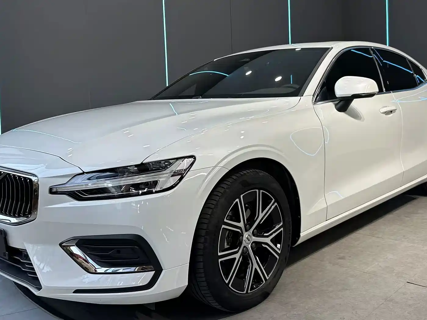 2026 Volvo S60