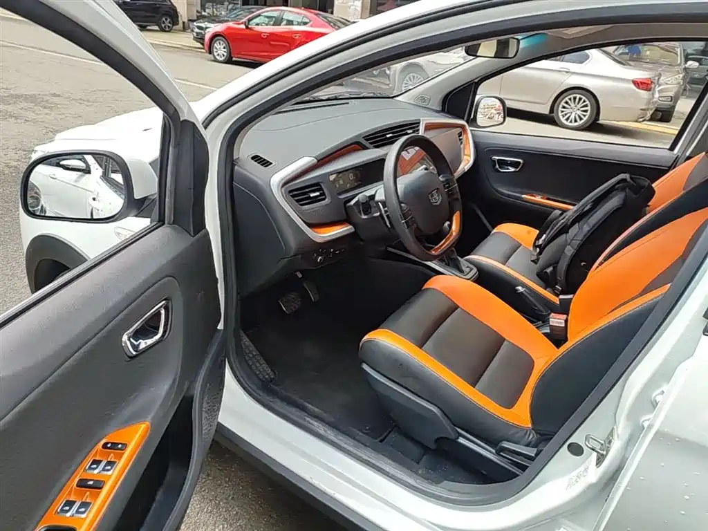Geely Yuanjing X1 2018 2017 1.3L Auto Fun Edition