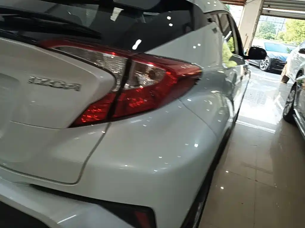 Toyota IZOA 2021 2021 2.0L Yixiang Edition
