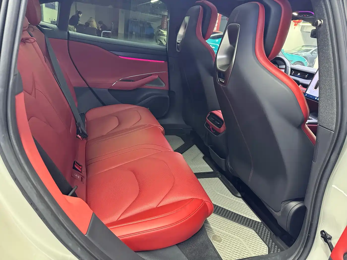 XIAOMI CAR XIAOMI SU7