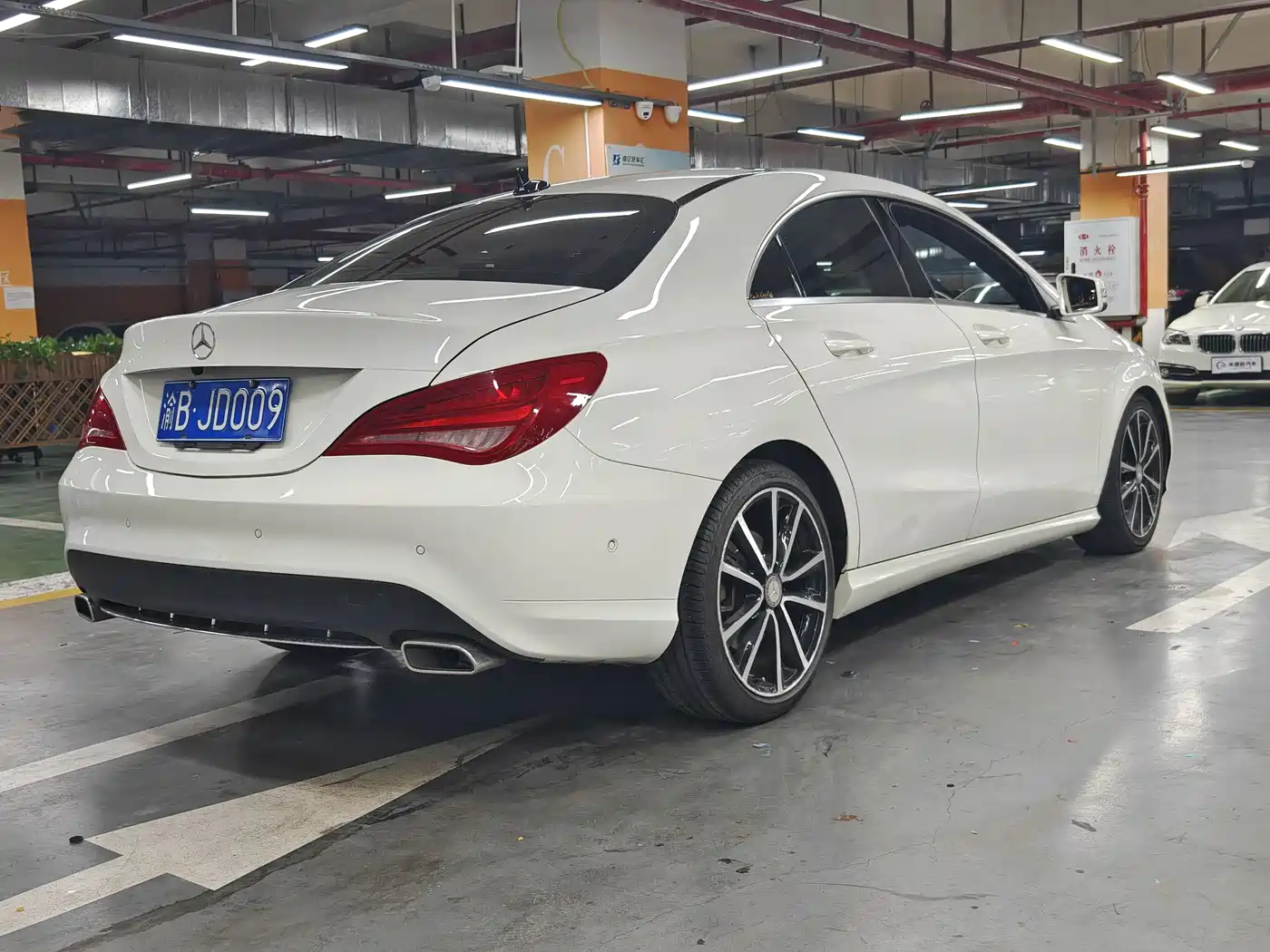 Mercedes-Benz CLA (Import) 2015 CLA 200 фото 17