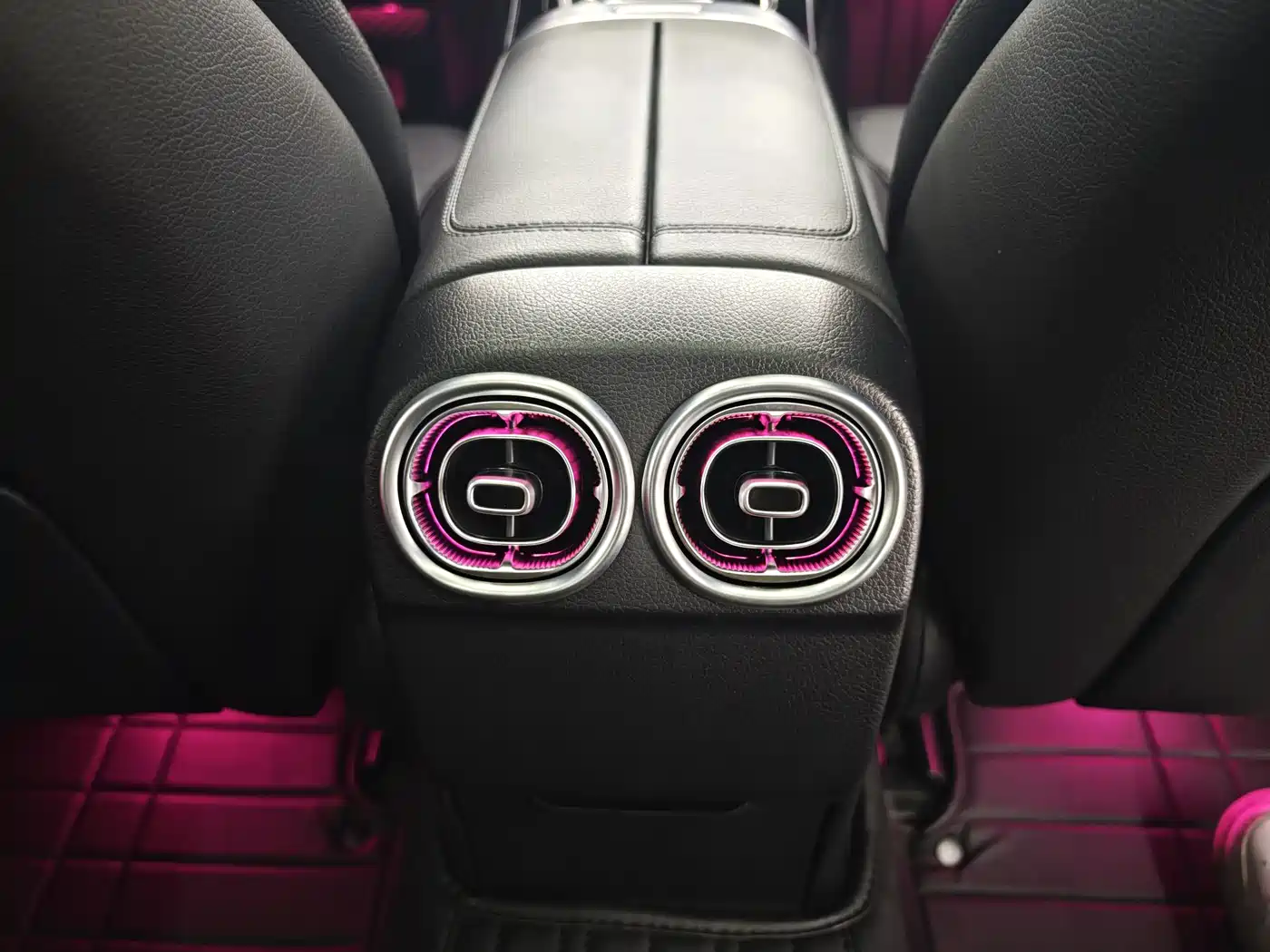 Mercedes-Benz C-Class 2022 C 260 L фото 10