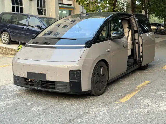 Similar car