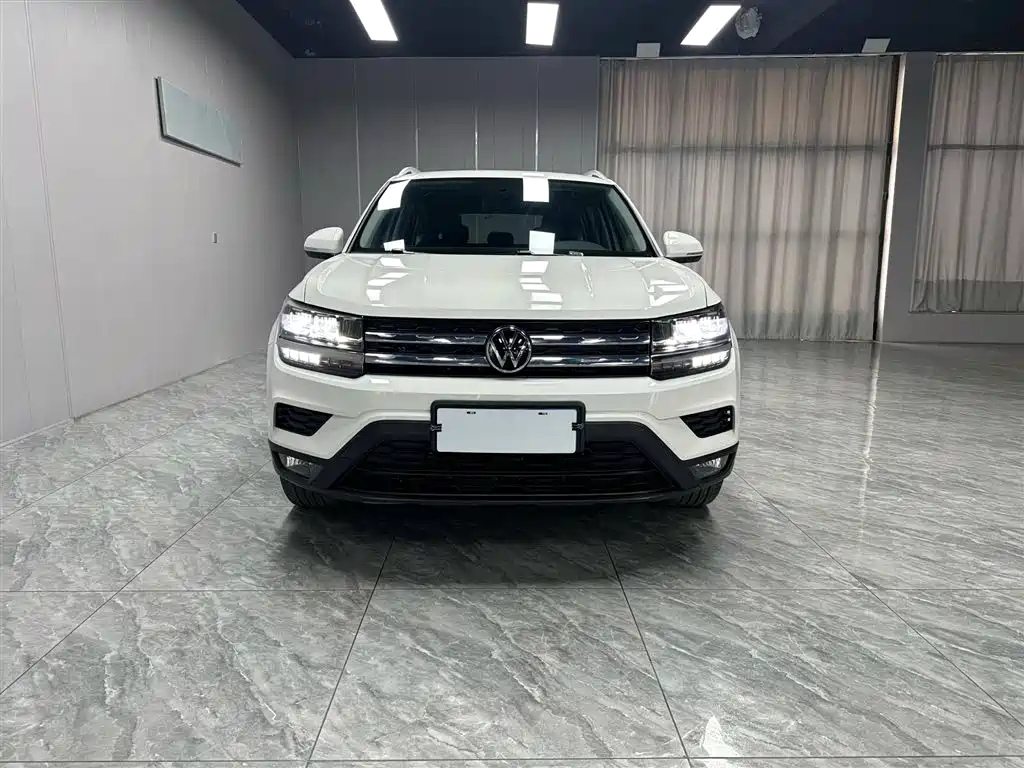 VOLKSWAGEN TUYUE
