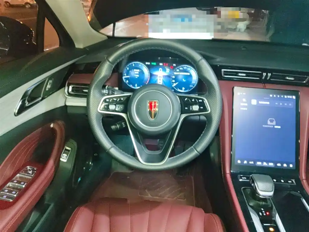 Hongqi H5 2025 2.0T Automatic Qixiang 500,000 Units Commemorative Edition фото 3