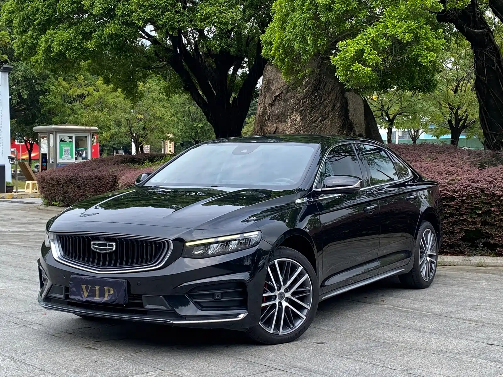 Фото 1 - Geely Preface