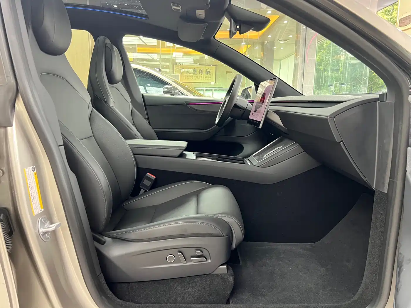 Tesla Model Y L 2025 2025 Facelift Long Range AWD