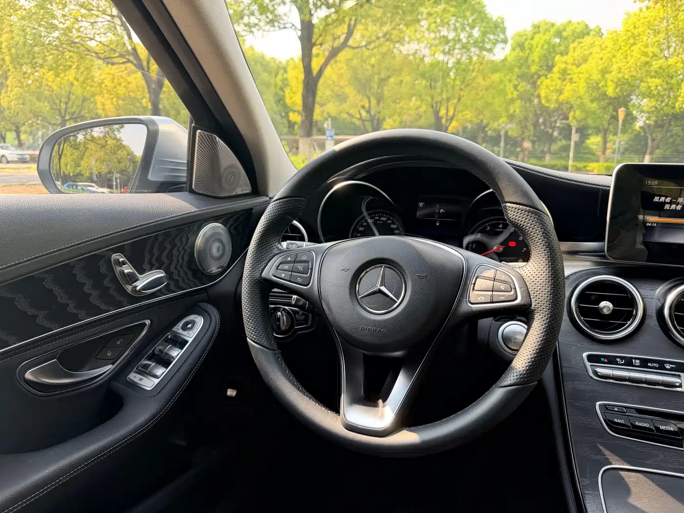 Mercedes-Benz C-Class 2017 C 180 L Sport фото 13
