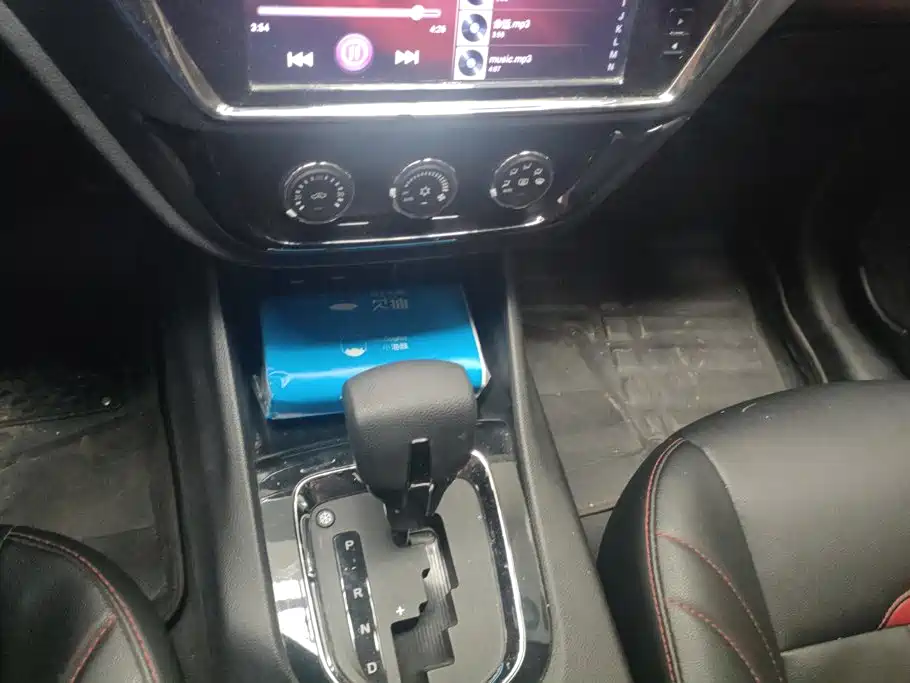 Soueast DX3 2018 2018 1.5T CVT Flagship