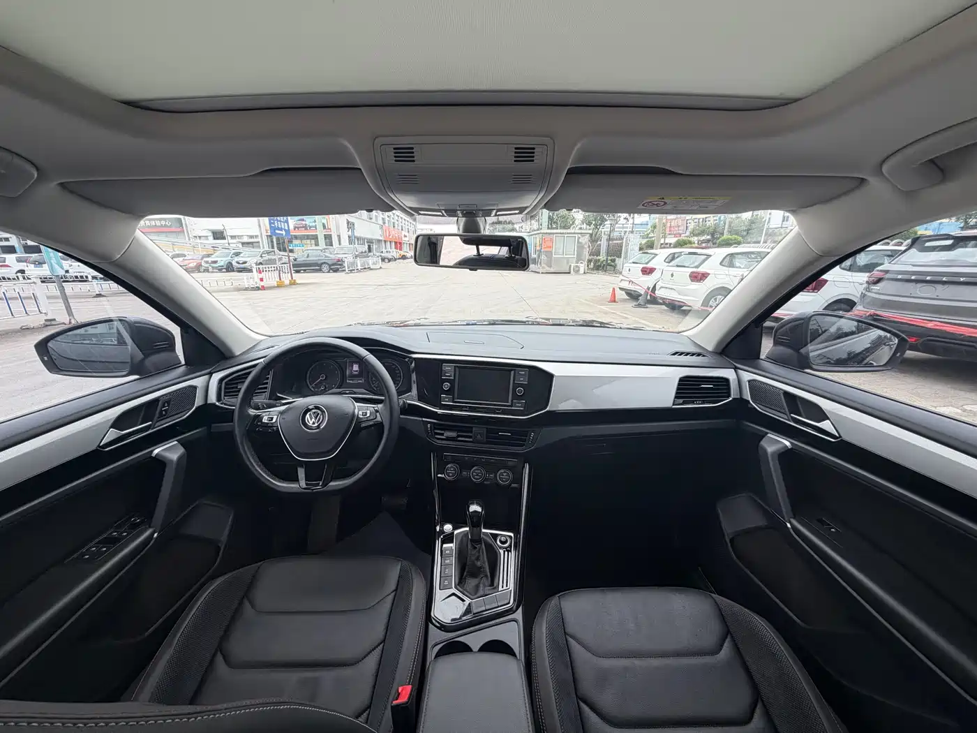 Volkswagen Tayron 2019 330TSI 2WD Luxury China VI фото 6