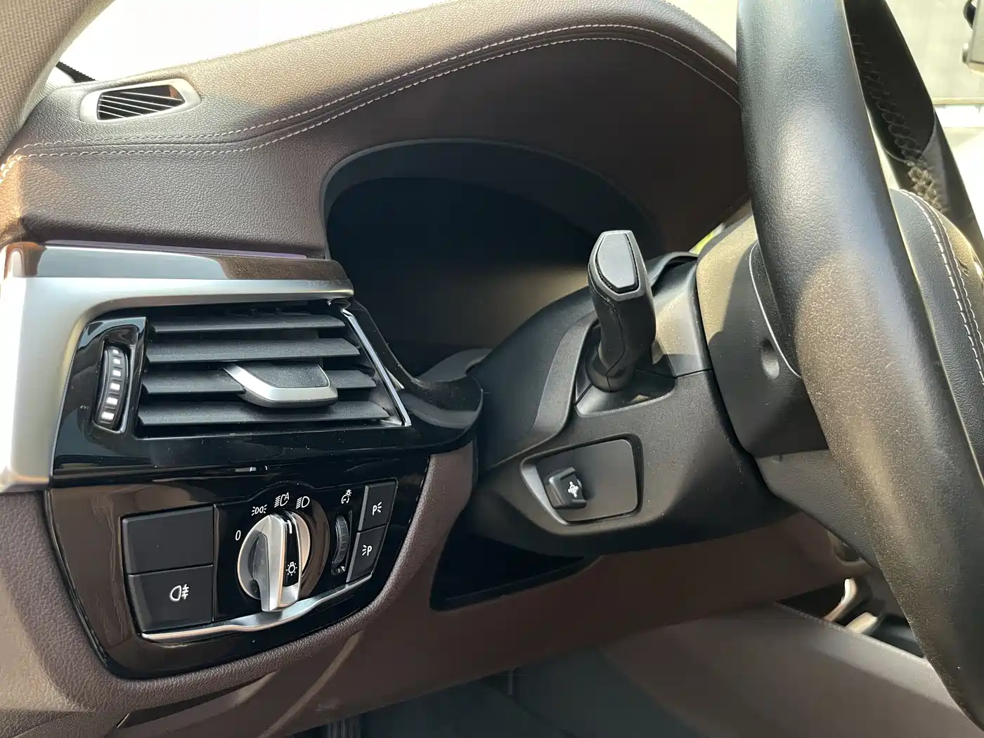BMW 5 Series 2020 525Li Luxury Package фото 17
