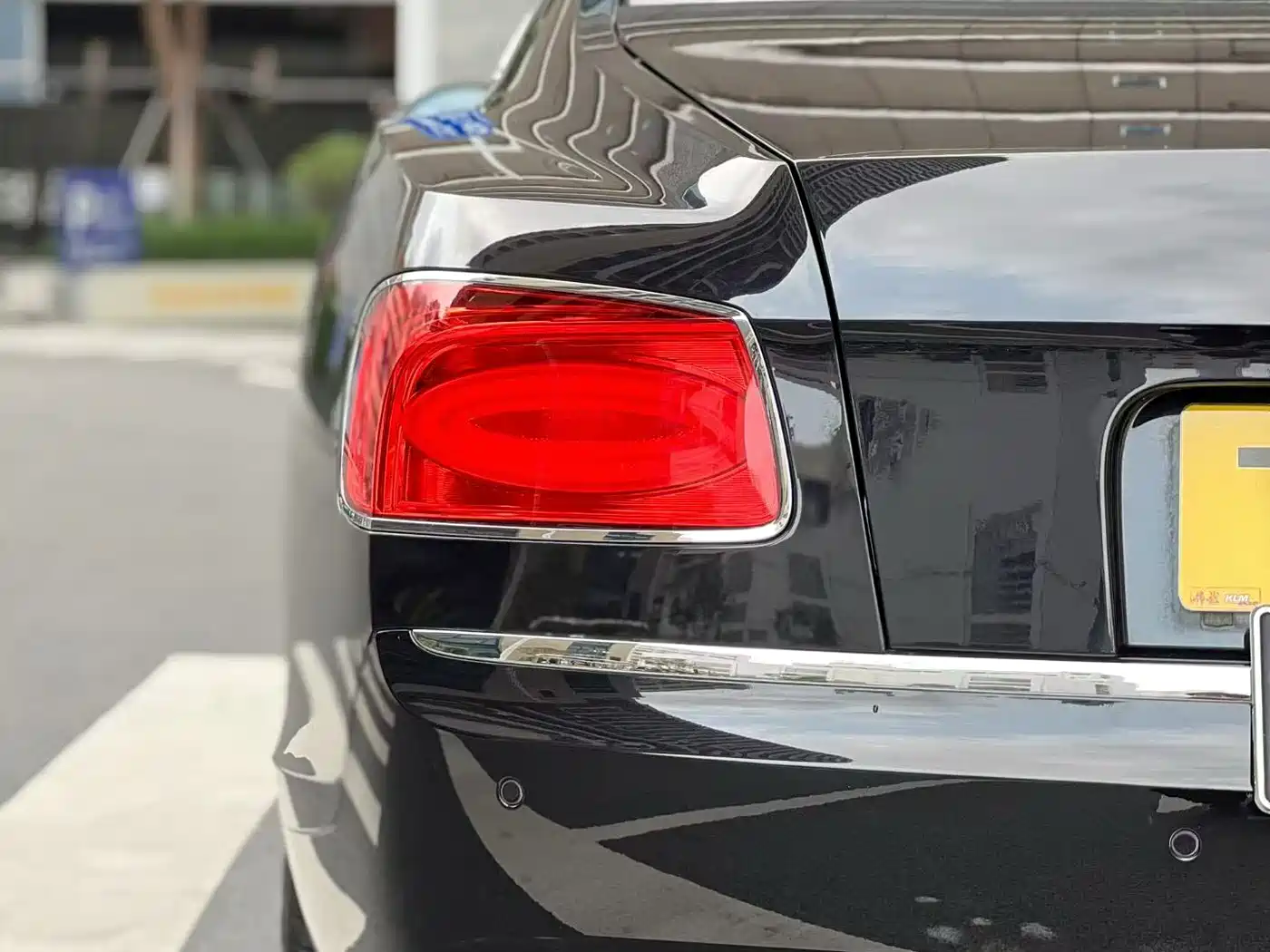 Bentley Flying Spur 2015 6.0T W12 Mulliner фото 4