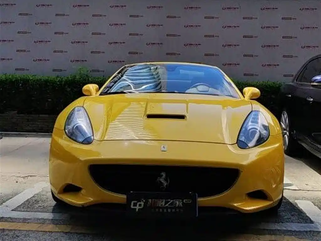 Ferrari California T 2011 2009 4.3L Standard