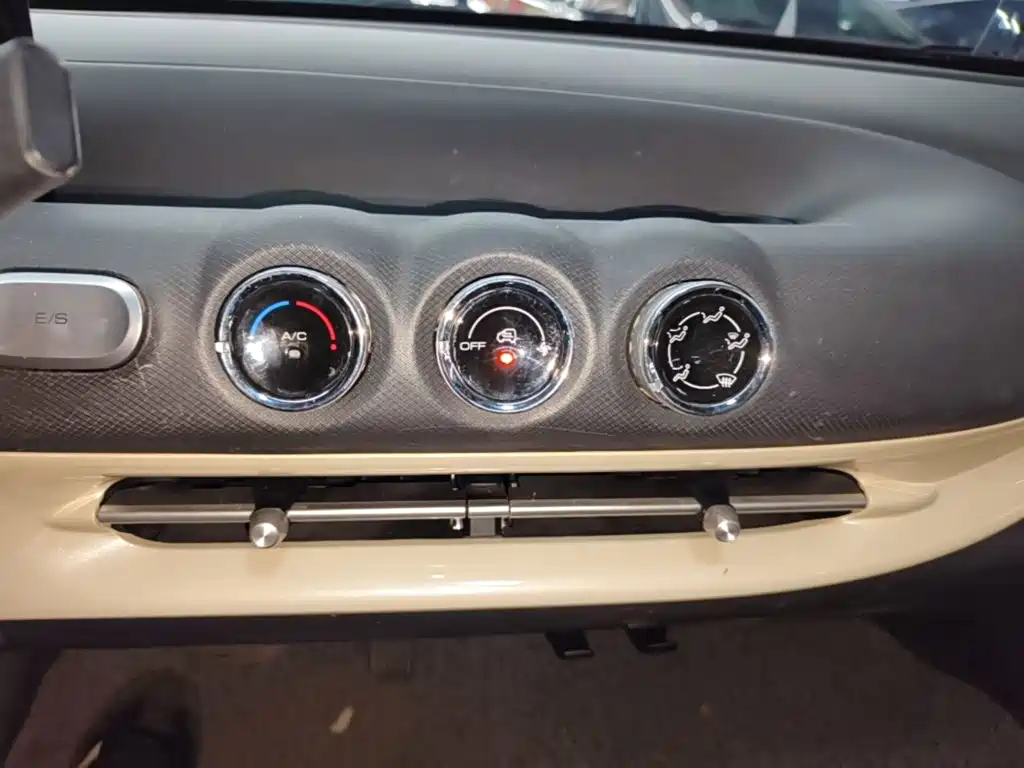 Photo 13 - Wuling Motors Wuling Bingo