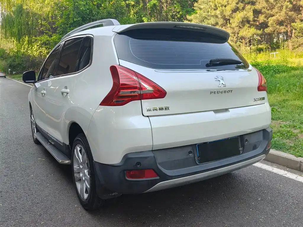 Peugeot 3008 2015 1.6THP Automatic Classic Edition фото 4