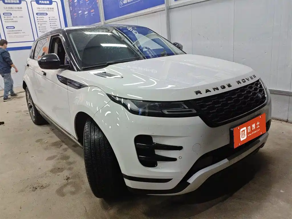 Land Rover Range Rover Evoque 2021 Range Rover Evoque L 249PS R-Dynamic S Performance Edition фото 3