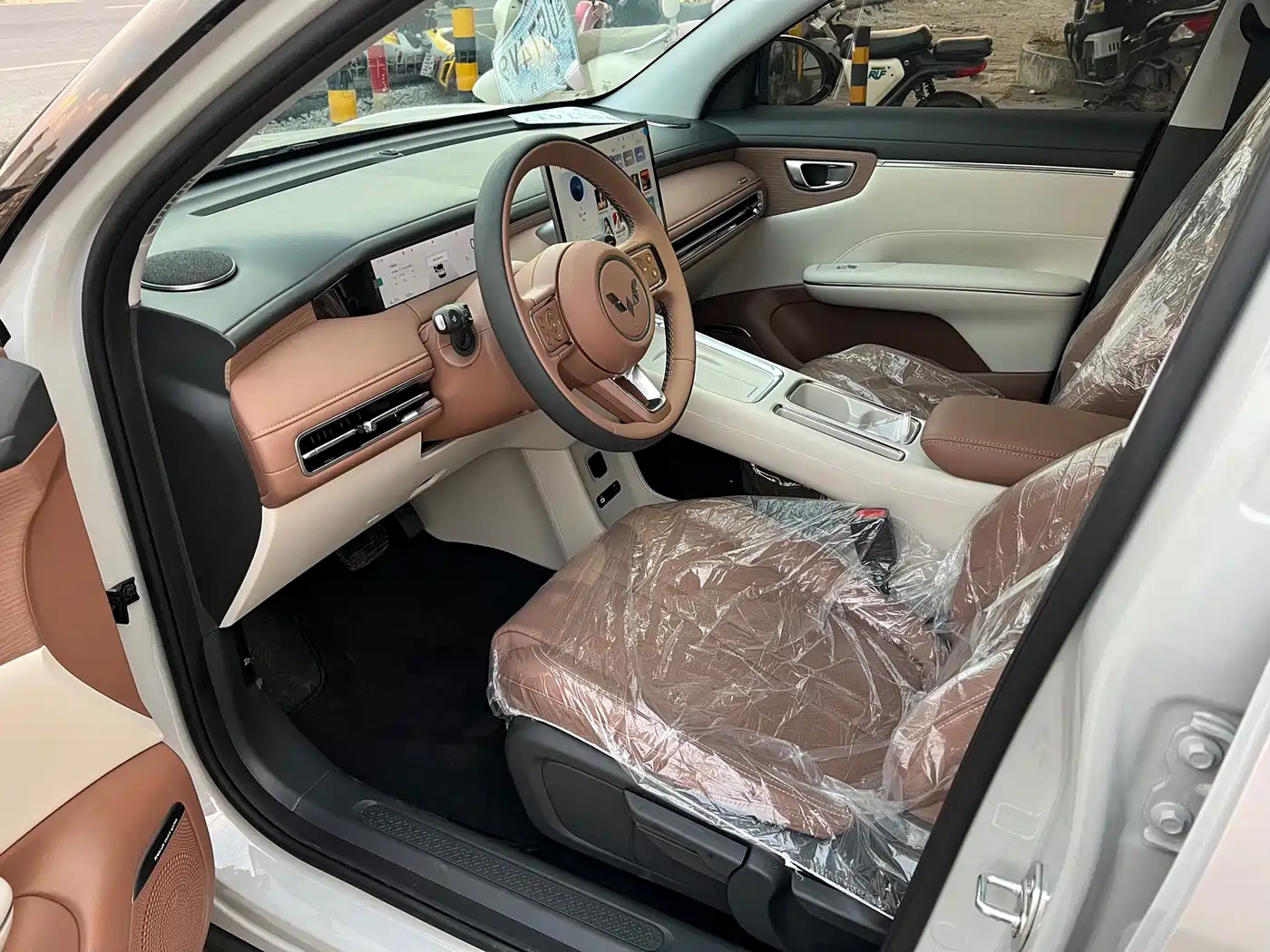 Wuling Motors Wuling Bingo S 2026 2025 Model 325km Premium Edition
