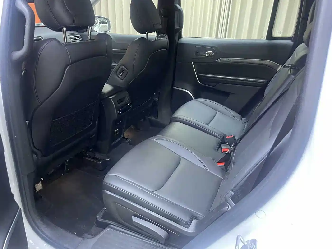JEEP GRAND COMMANDER