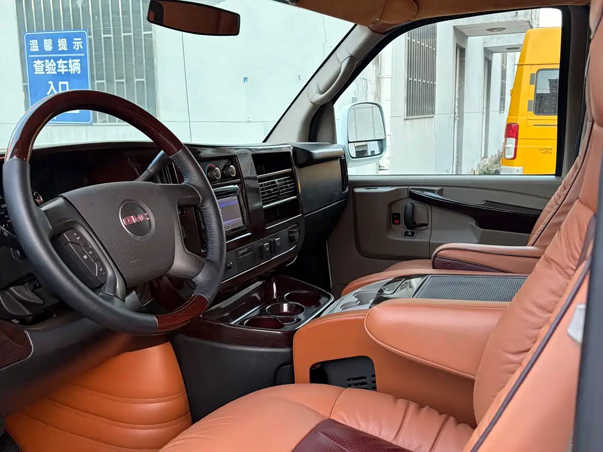 GMC Savana 2014 2014 5.3L G600S 4WD Elegance