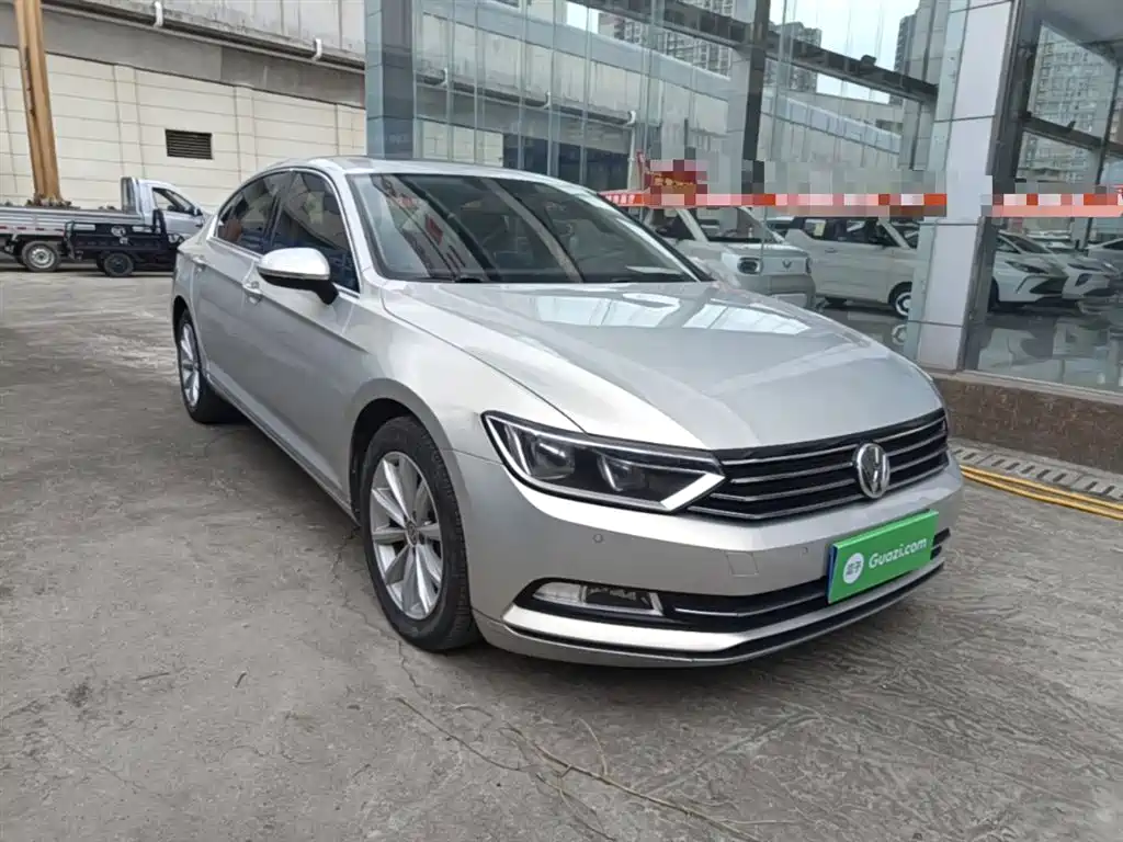 Volkswagen Magotan 2018 330TSI DSG Leading фото 4