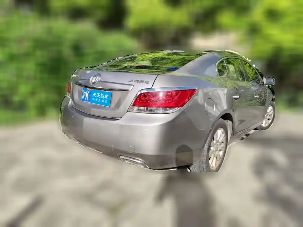 Photo 2 - Buick LaCrosse