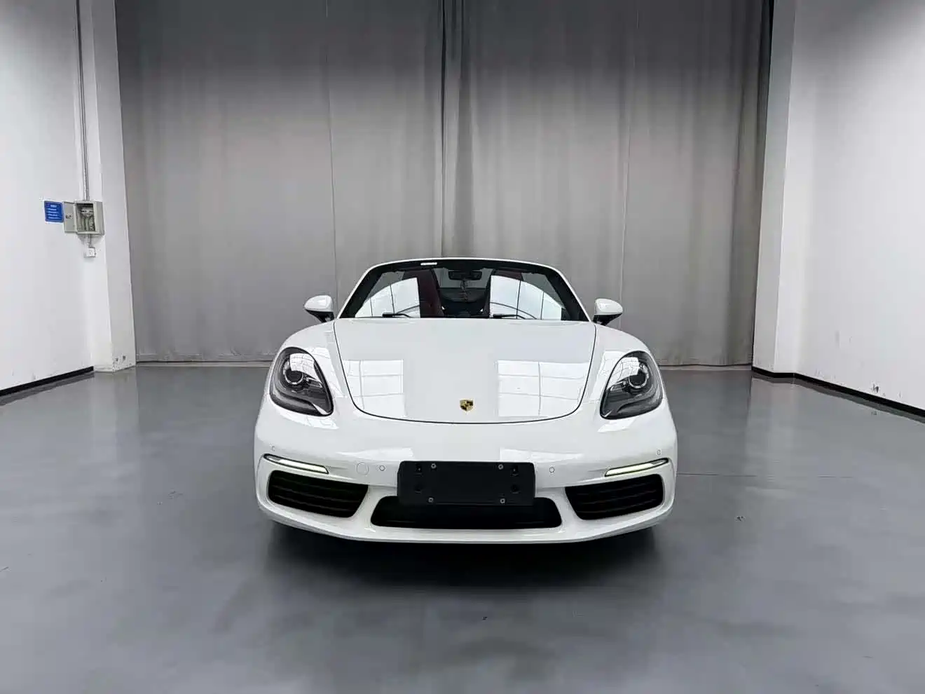Porsche 718 2016 Boxster 2.0T фото 3