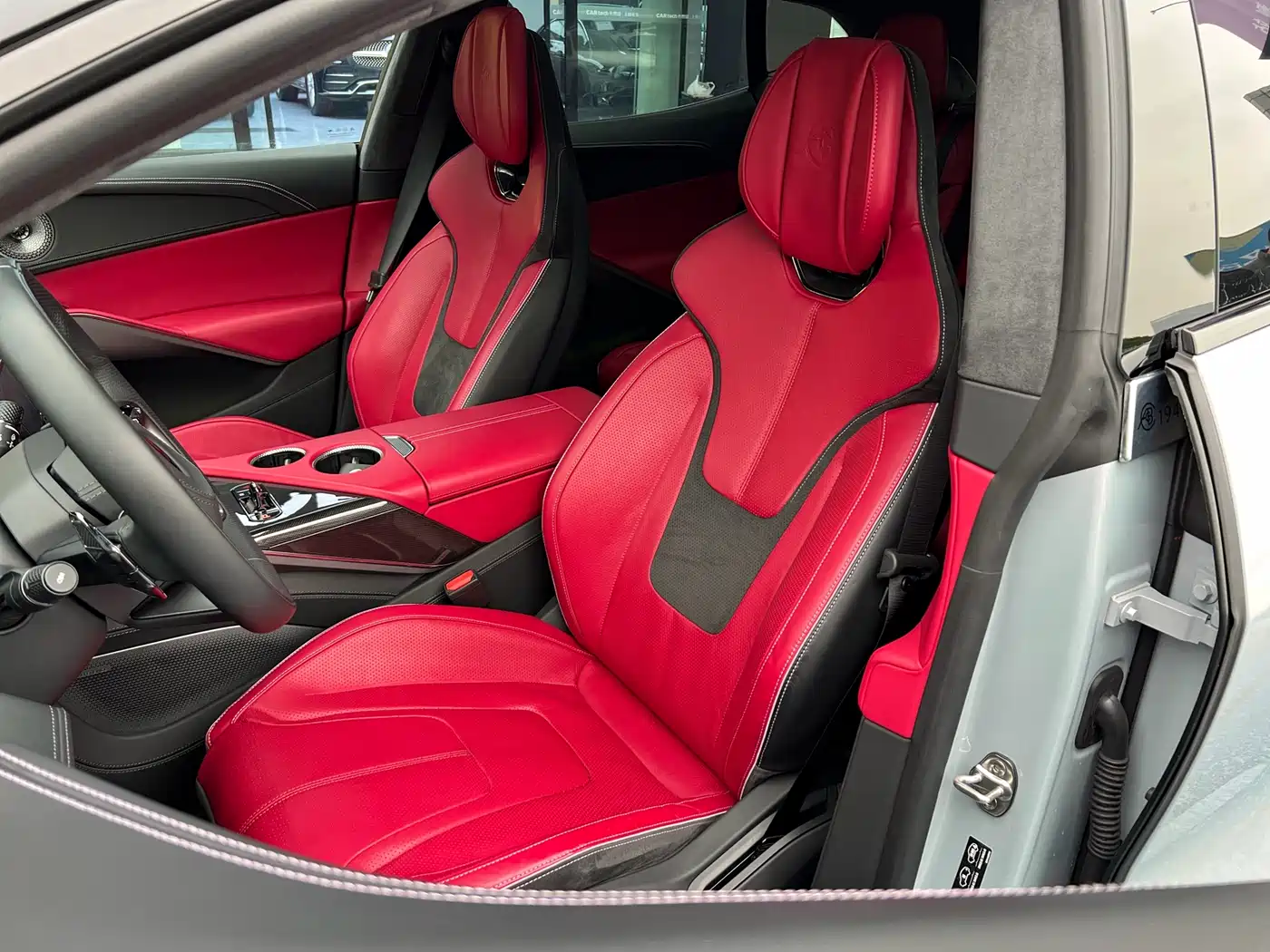 LOTUS SPORTS CAR ELETRE