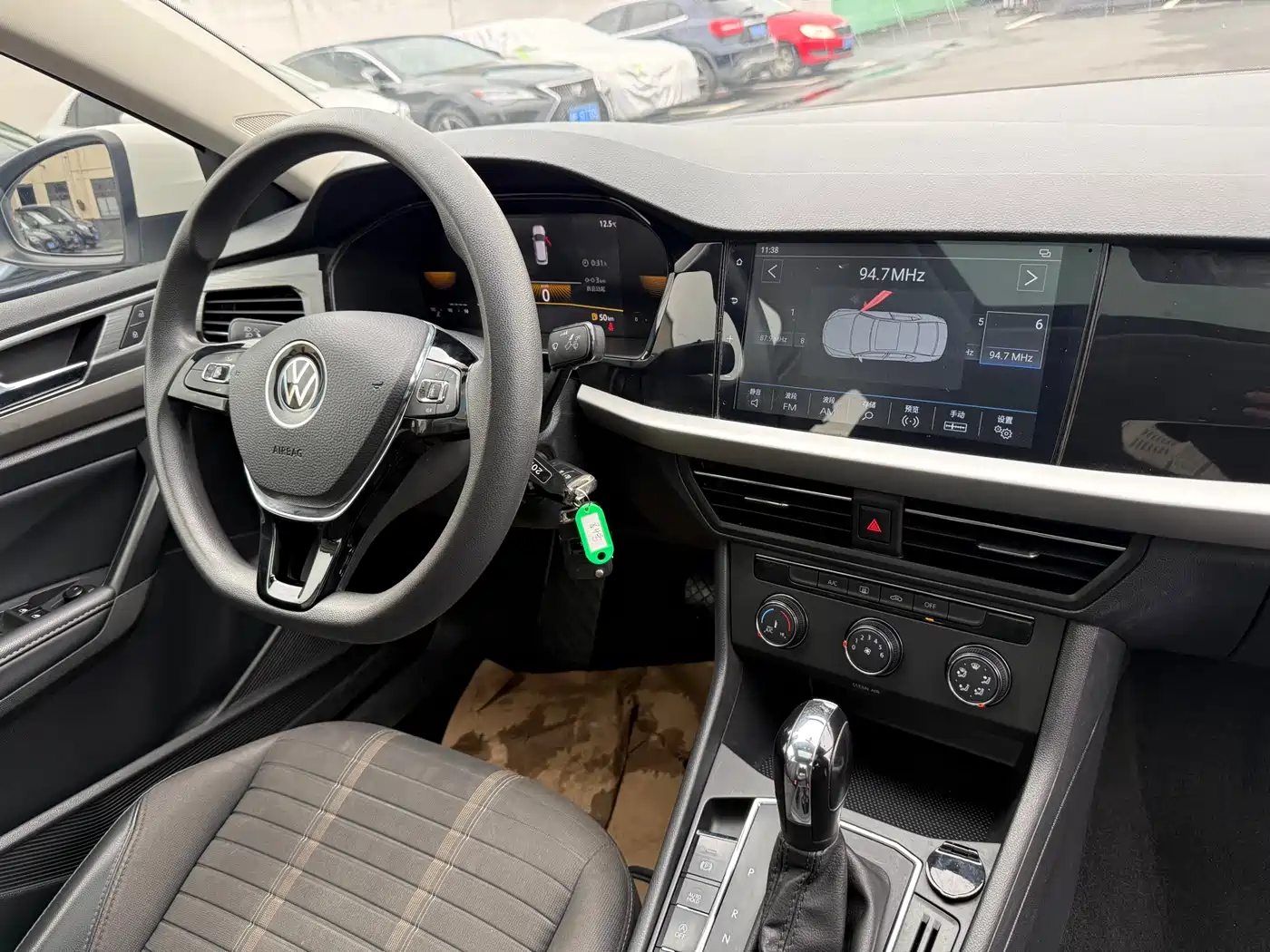 Volkswagen Lavida 2021 280TSI DSG Comfort Edition фото 21