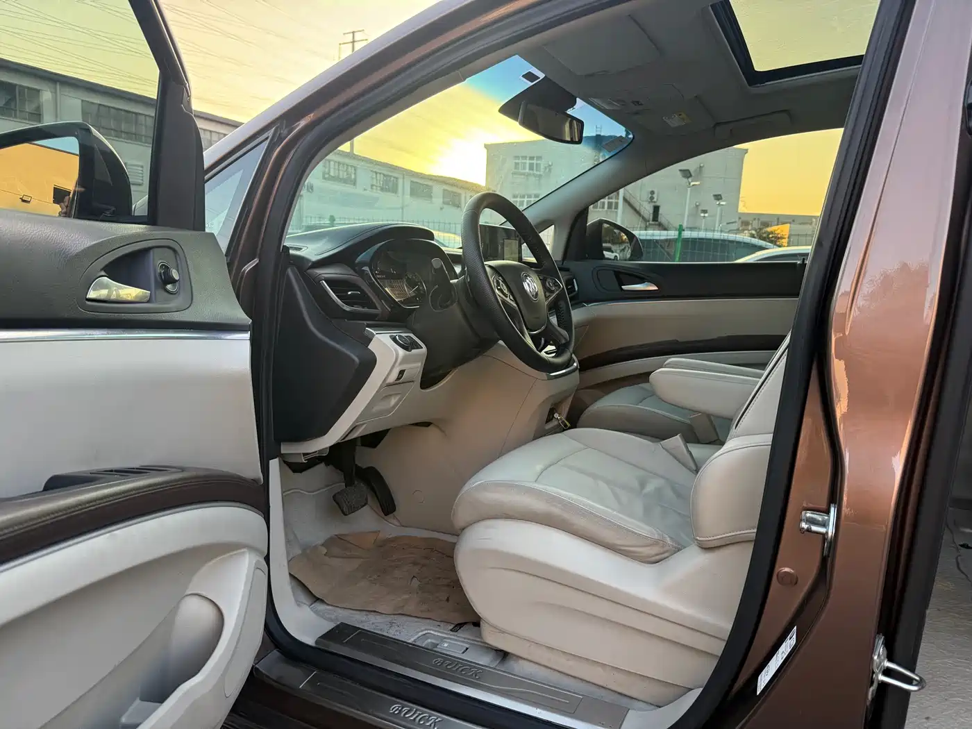 Buick GL8 2020 Model Land Business Class 652T Luxury фото 15