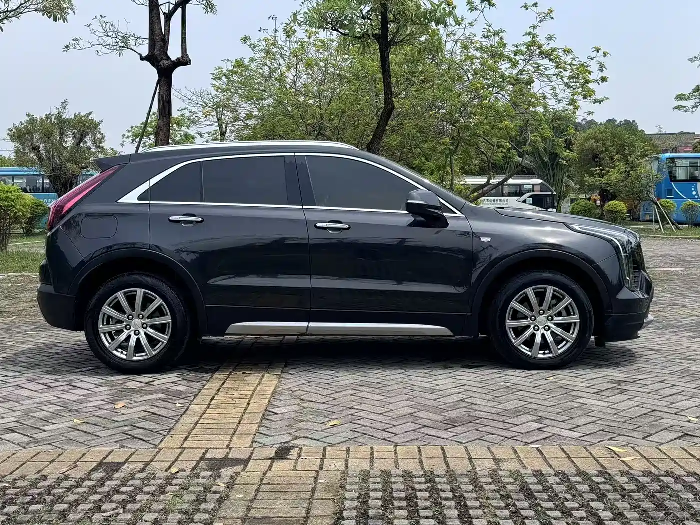 Cadillac XT4 2018 28T FWD Leading Edition фото 4