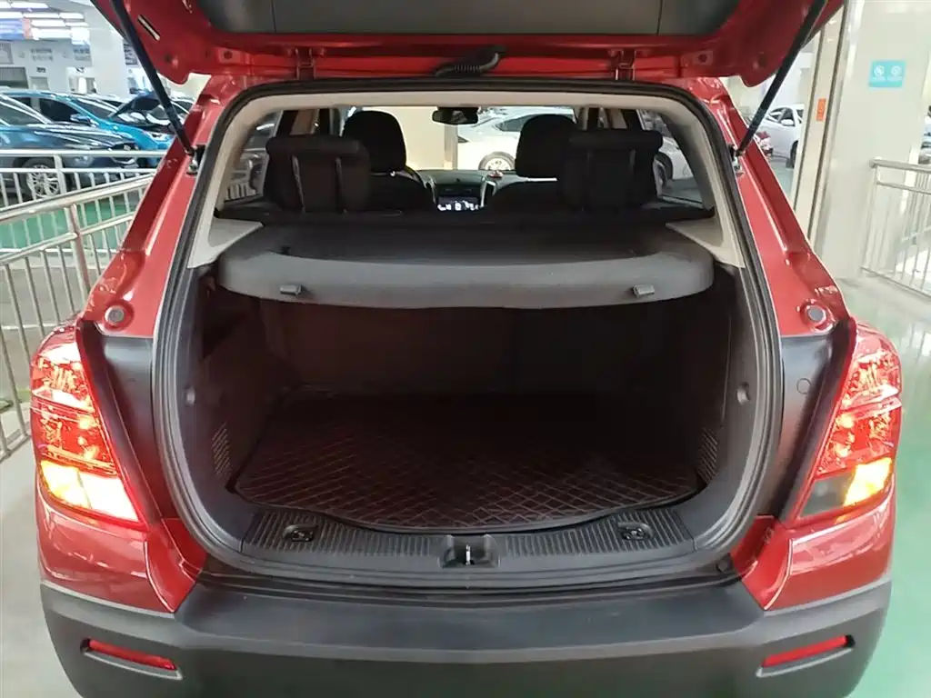 Chevrolet Trax 2016 1.4T Automatic 2WD Comfort Sunroof Edition фото 19