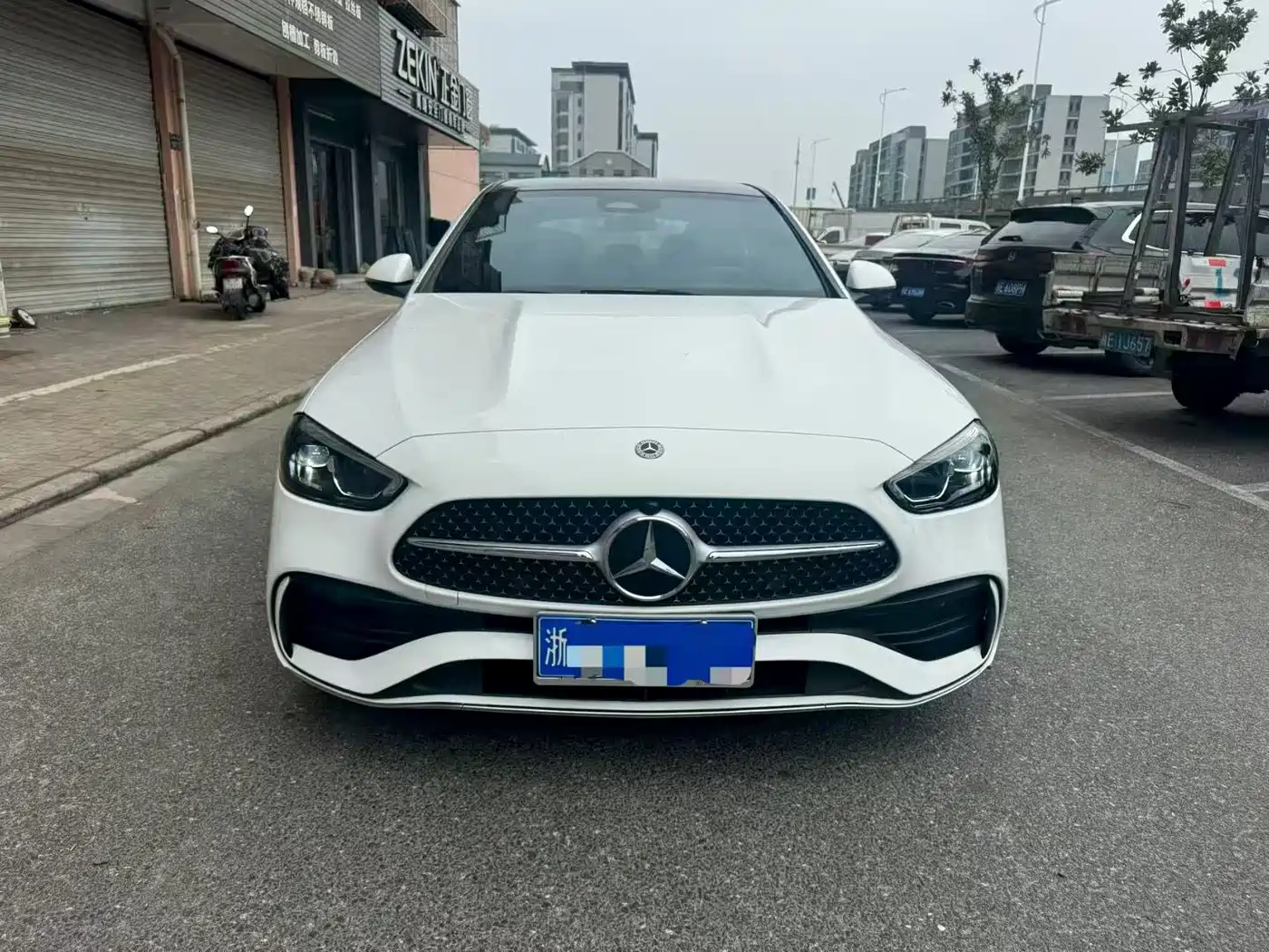 MERCEDES-BENZ C CLASS