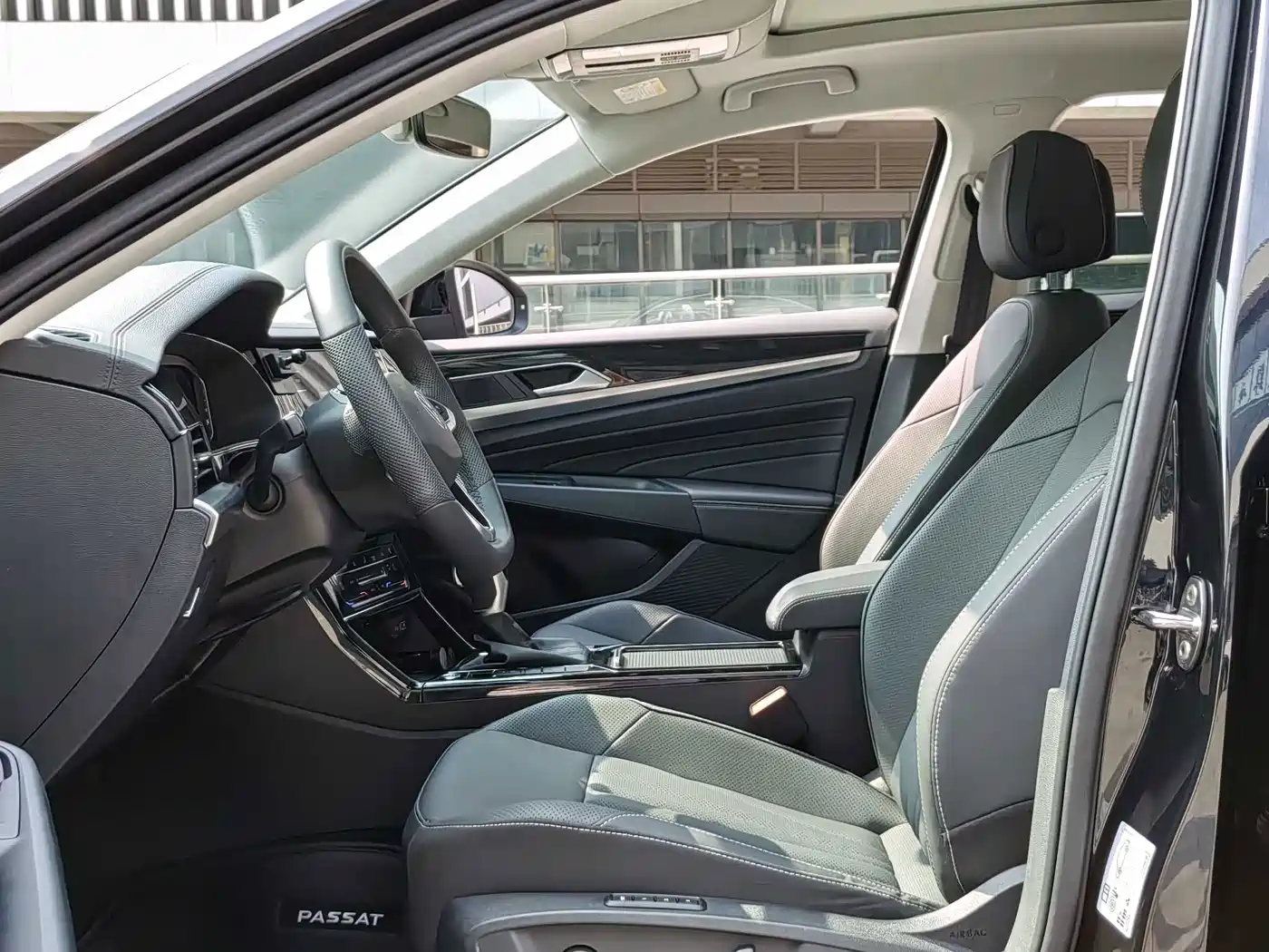 Фото 5 - Volkswagen Passat