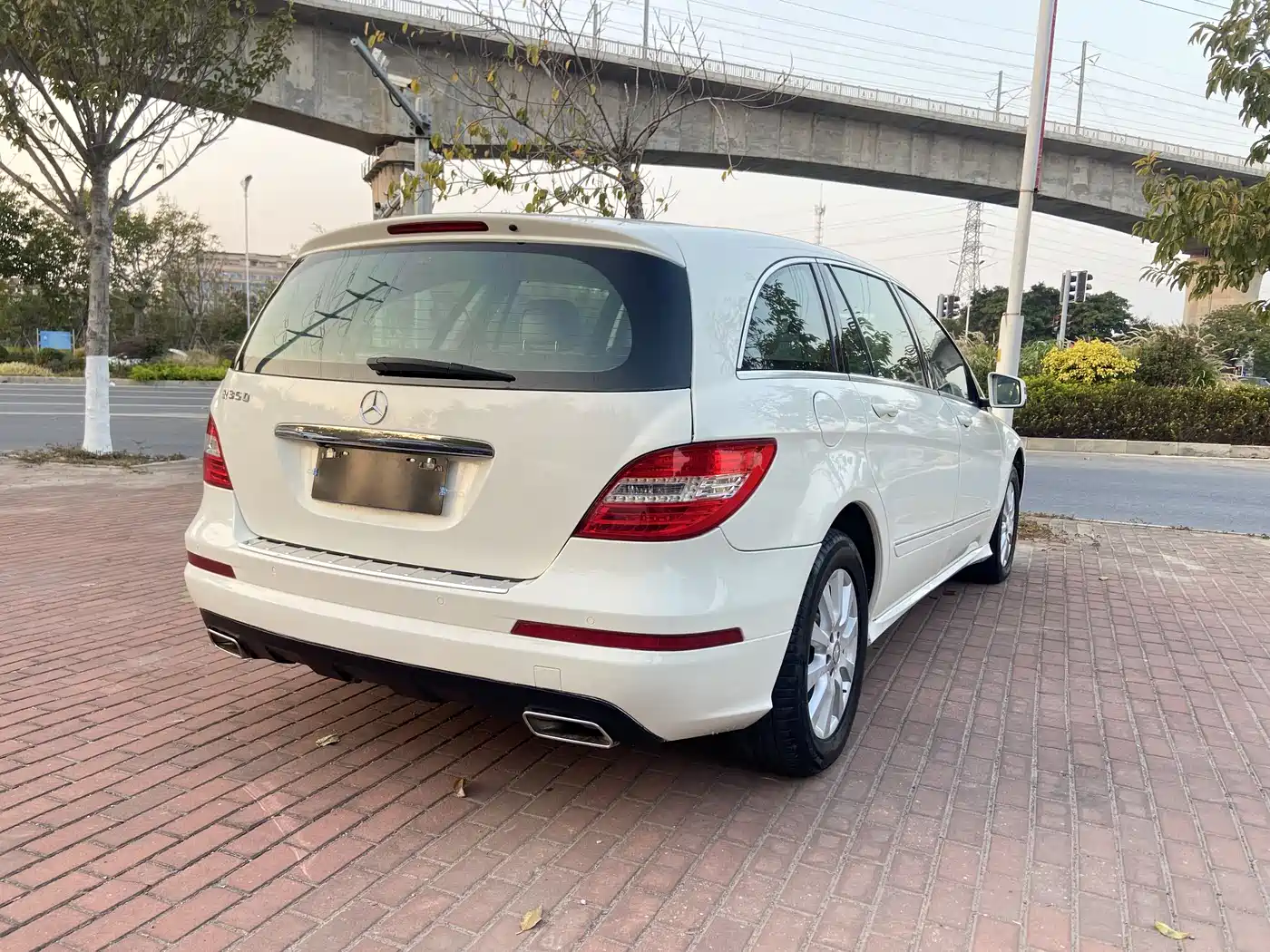 Mercedes-Benz R-Class 2011 R 300 L Business Class фото 5