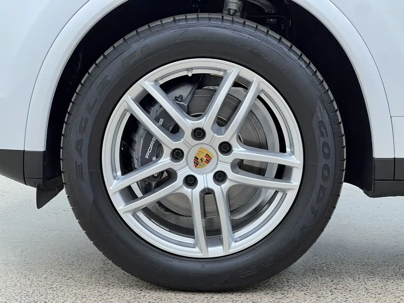 Porsche Cayenne 2016 Cayenne Platinum Edition 3.0T фото 38