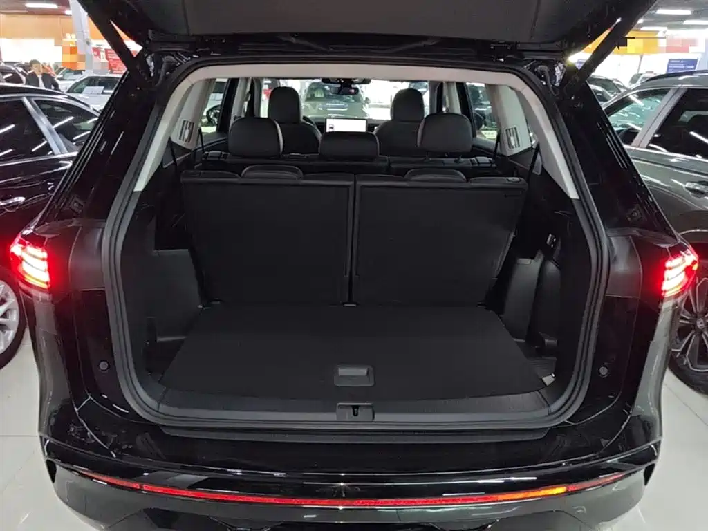 Volkswagen Teramont 2025 Model Teramont Pro 450TSI 4WD Cross Country Edition фото 19