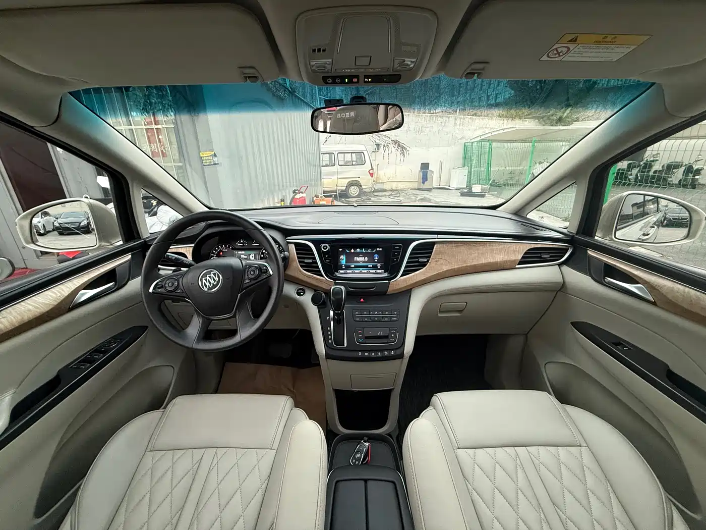 Buick GL8 2018 ES 28T Comfort Type China VI фото 4