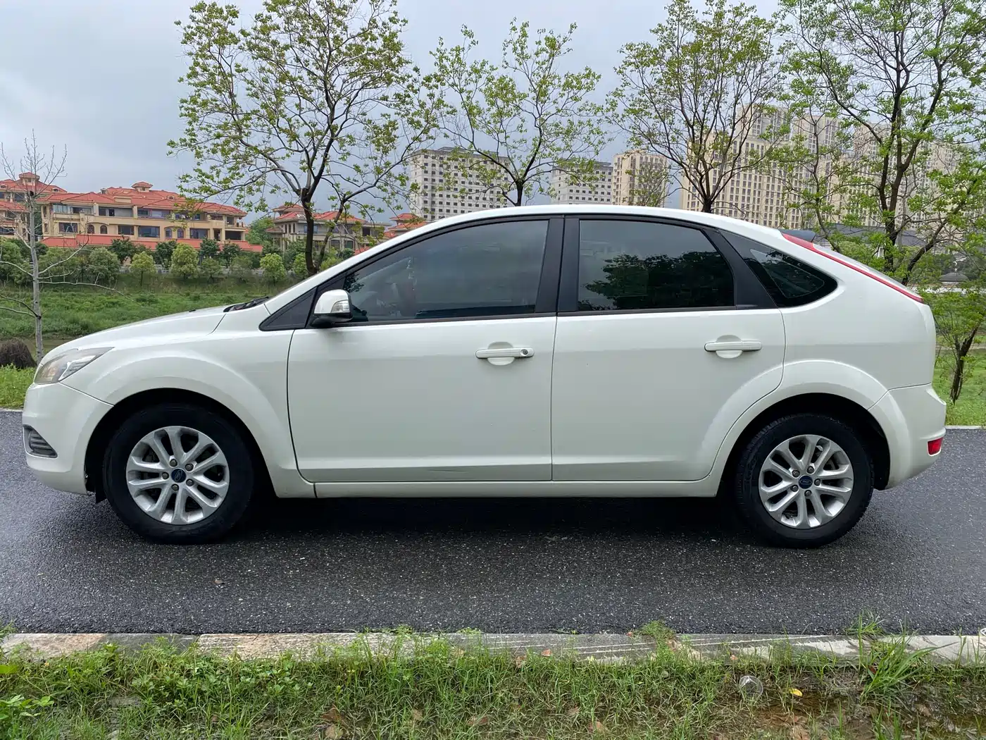 Фото 4 - Ford Focus